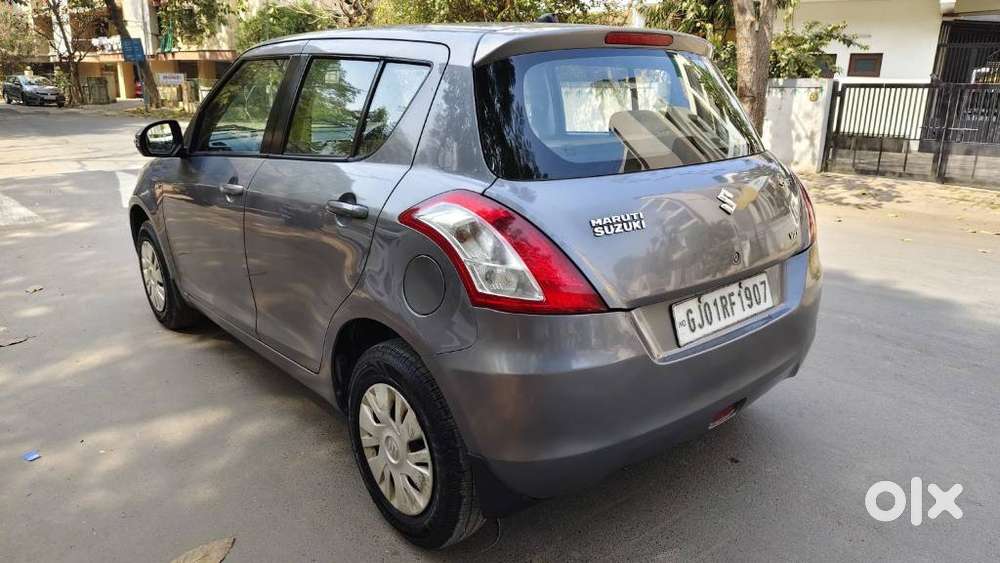 Maruti Suzuki Swift Vxi + Manual, 2014, Petrol