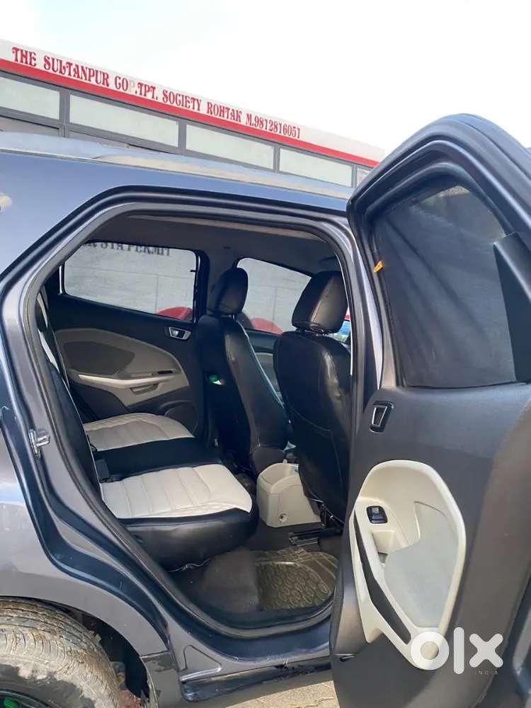 Ford Ecosport 2015 Petrol 72901 Km Driven