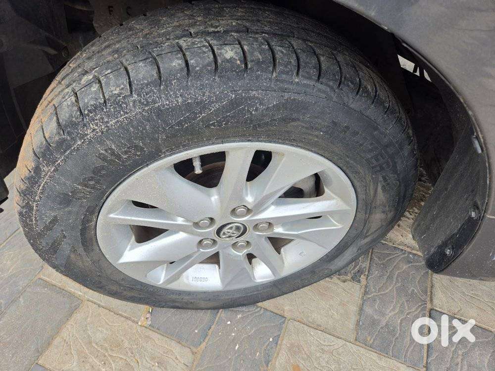 Toyota Innova Crysta 2.4 G Mt 8s, 2019, Diesel