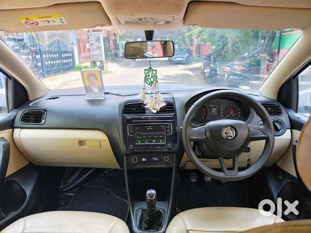 Skoda Rapid 1.0 Tsi Active, 2020