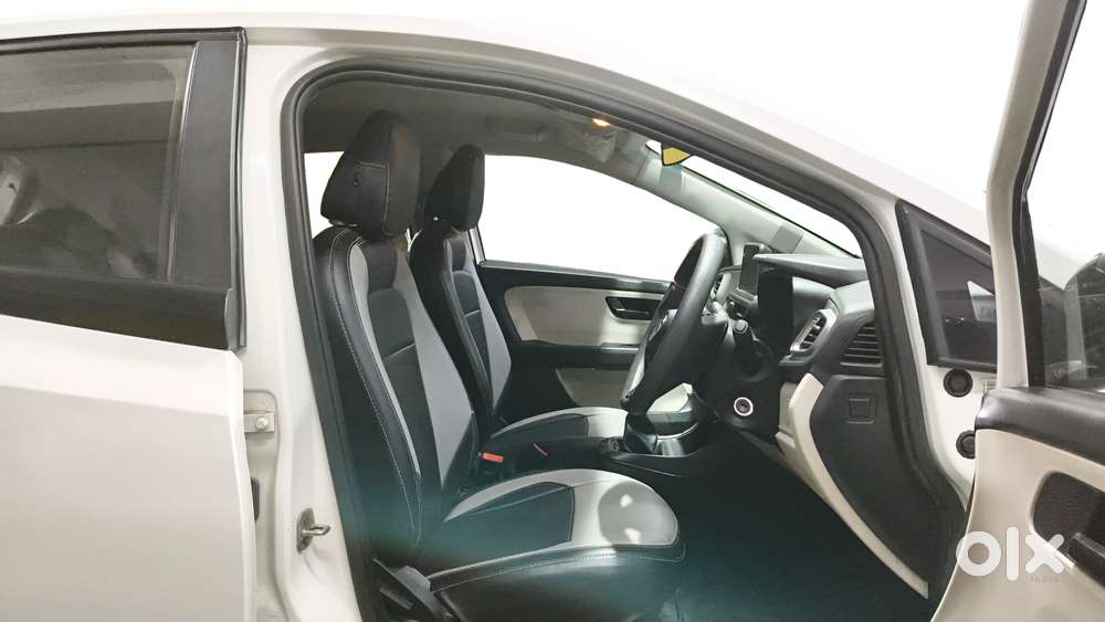 Tata Altroz 1.2 Xm Plus, 2021, Petrol