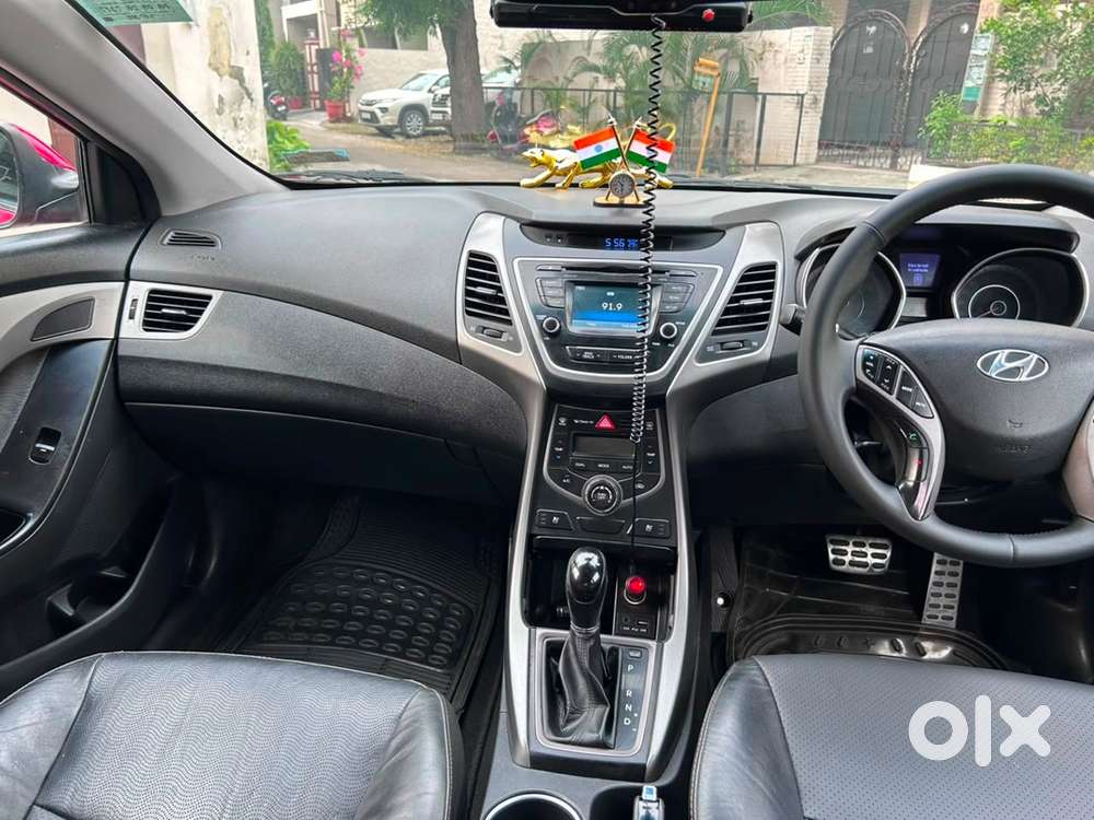 Hyundai Elantra Petrol 2015 Automatic Top Model Ventialed Seats
