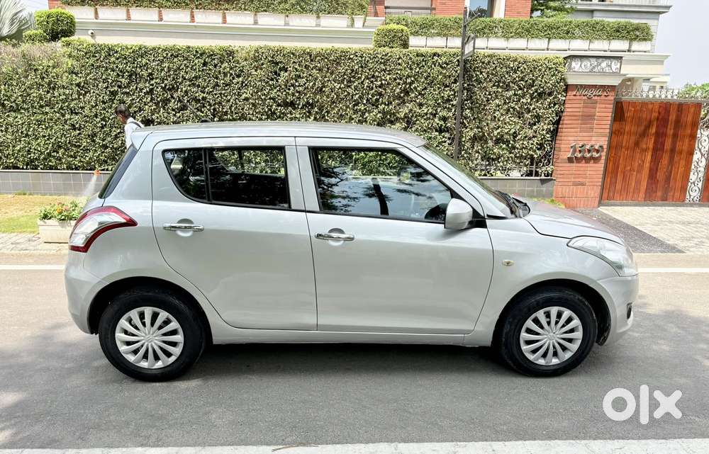 Maruti Suzuki Swift Lxi Option, 2012, Petrol