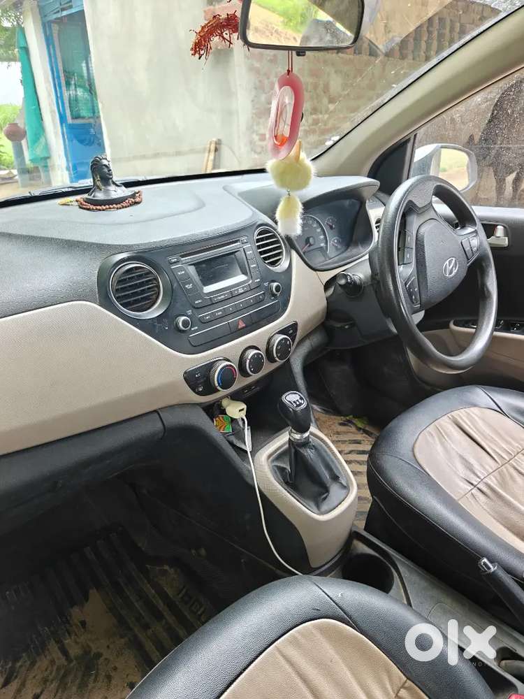 Hyundai Grand I10 Sportz Petrol 2016