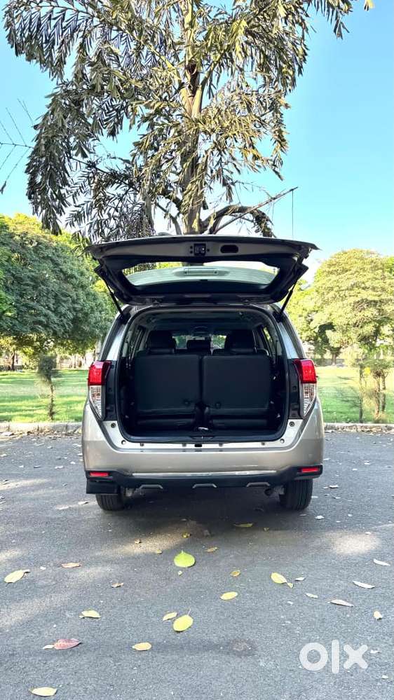 Toyota Innova Crysta [2020-ongoing] 2.4 Vx 8 Str, 2020, Diesel