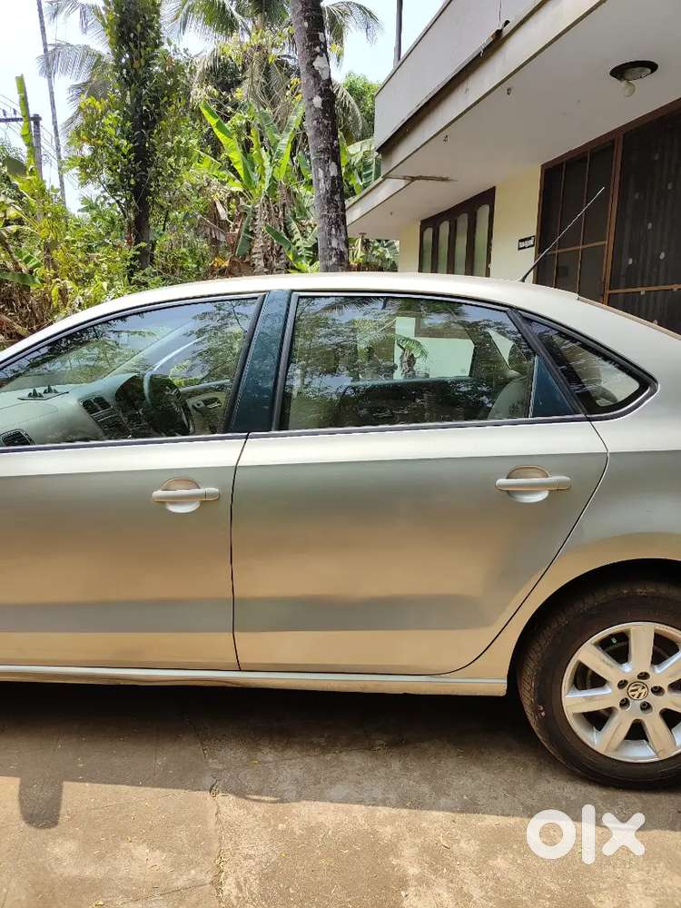 Volkswagen Vento Automatic 2013 Petrol 69000 Km Driven
