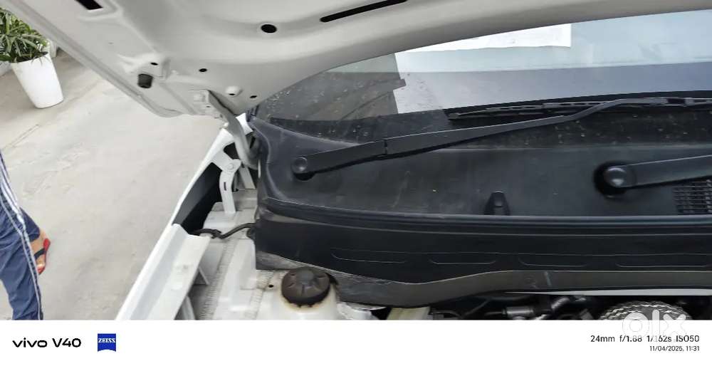 Hyundai Venue 2024(october) Diesel 5400 Km Drive