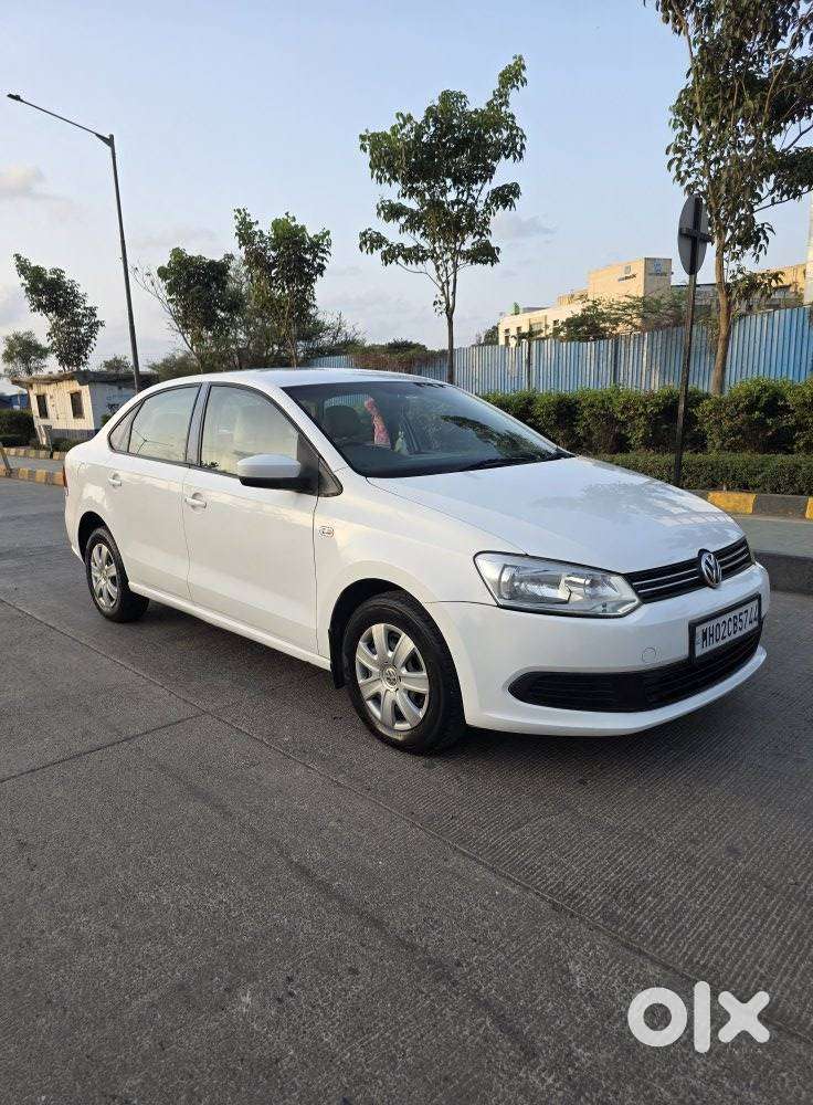 Volkswagen Vento 2010-2013 Petrol Trendline, 2011, Petrol