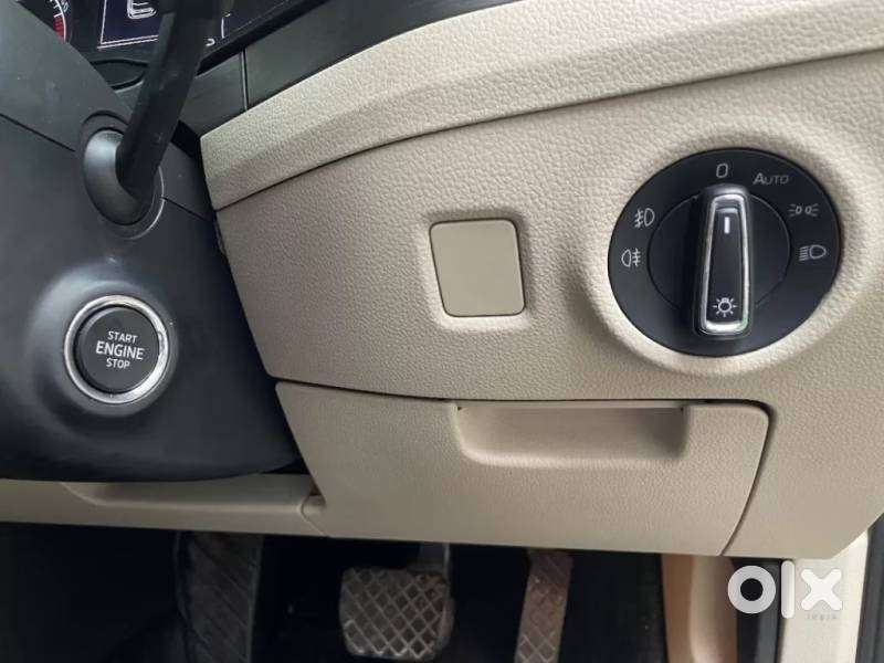 Skoda Superb Style 1.8 Tsi At, 2018, Petrol