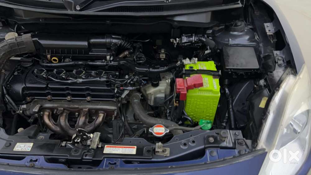 Maruti Suzuki Dzire 1.2 Vxi Amt, 2017, Petrol