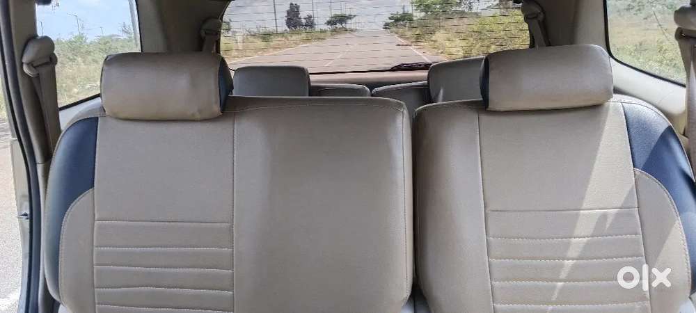 Toyota Innova 2.5 G 2013