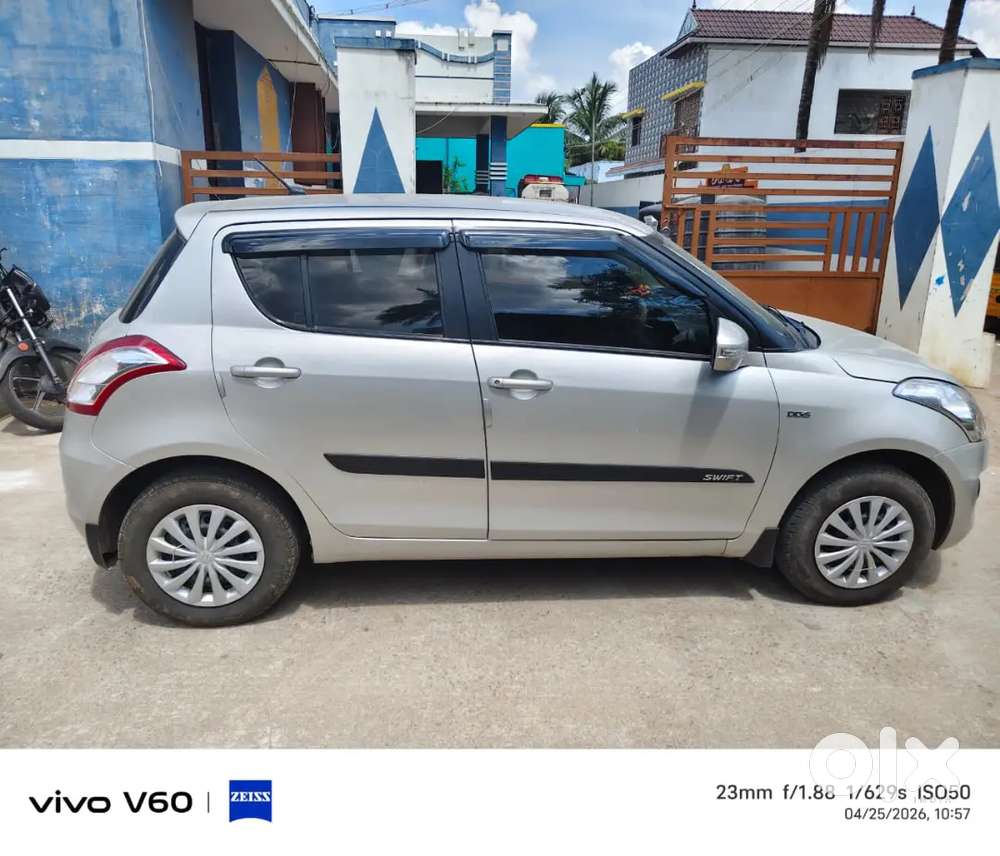 Maruti Suzuki Swift 2015 Diesel 79000 Km Driven