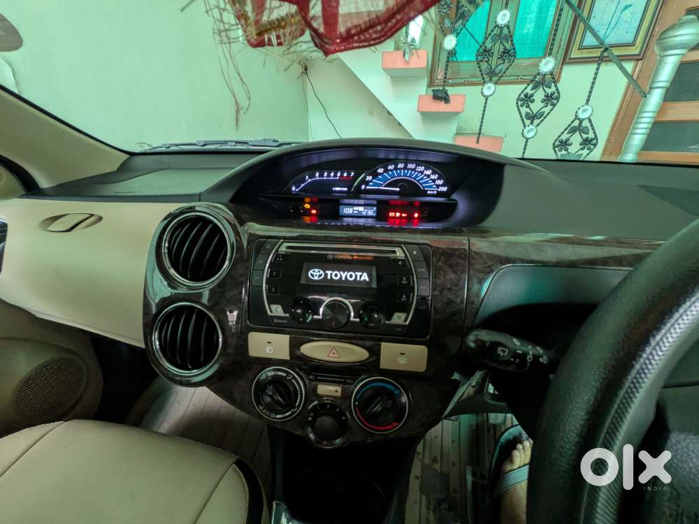Toyota Etios Liva 2017
