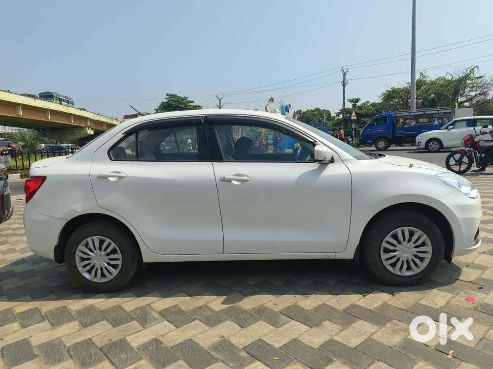 Maruti Suzuki Swift Dzire Vxi Optional, 2024, Petrol
