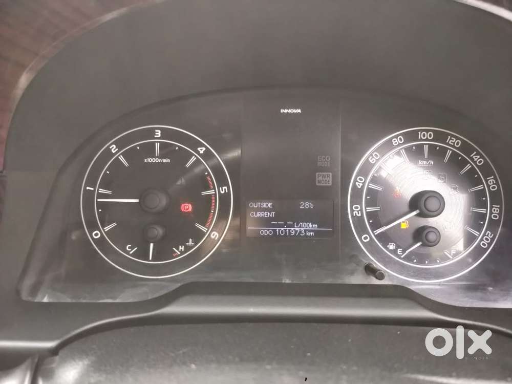 Toyota Innova Crysta 2.4 G Mt, 2016, Diesel