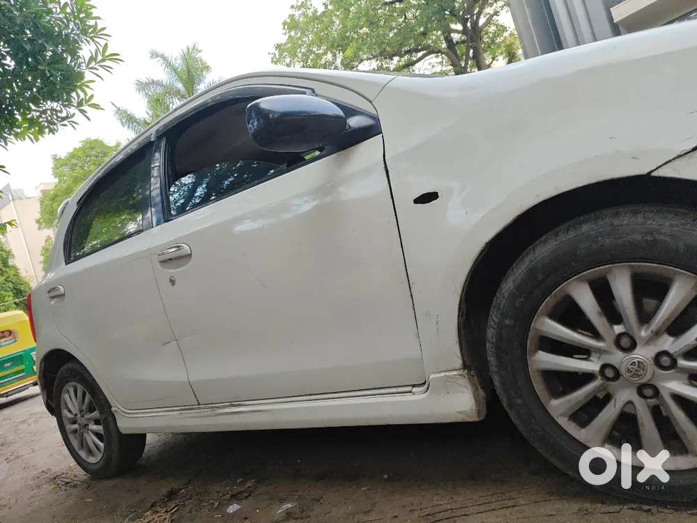 Toyota Etios Liva 2012