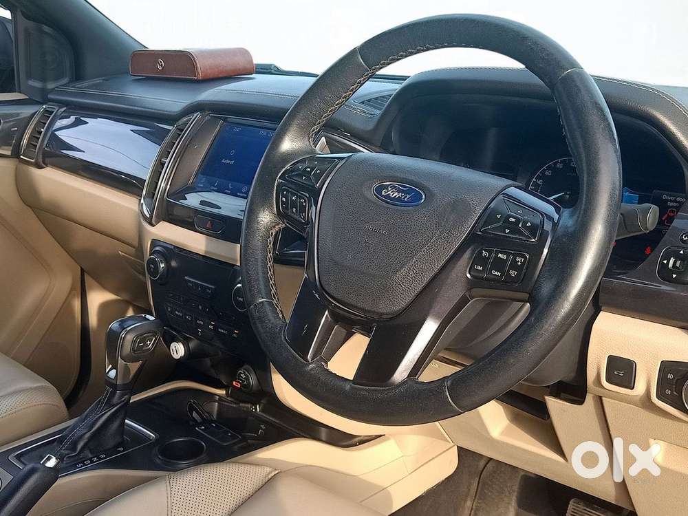 Ford Endeavour Titanium 4x2, 2020, Petrol
