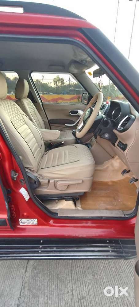 Mahindra Tuv 300 T8, 2016, Diesel