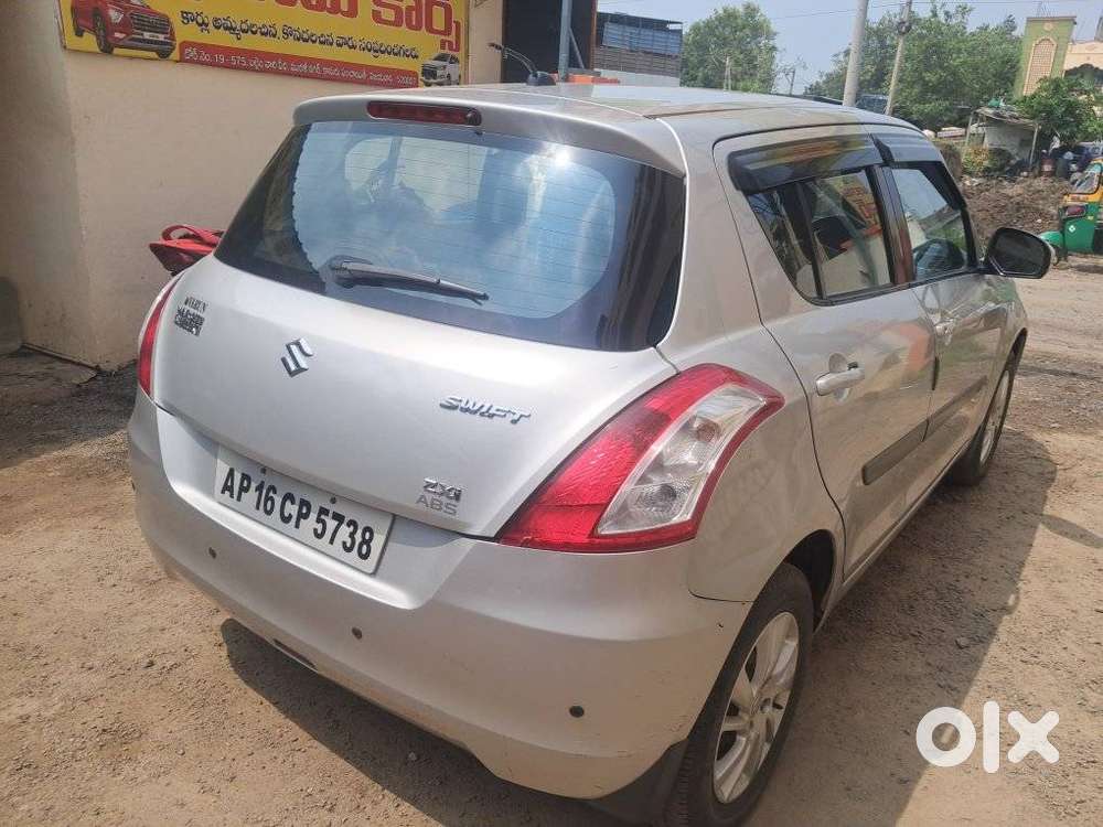 Maruti Suzuki Swift Vvt Zxi, 2013, Petrol