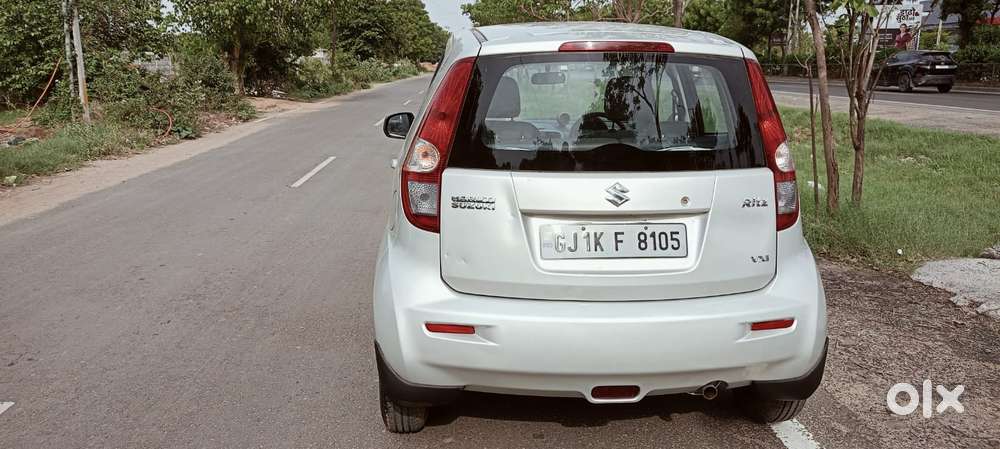 Maruti Suzuki Ritz Vxi, 2010, Petrol