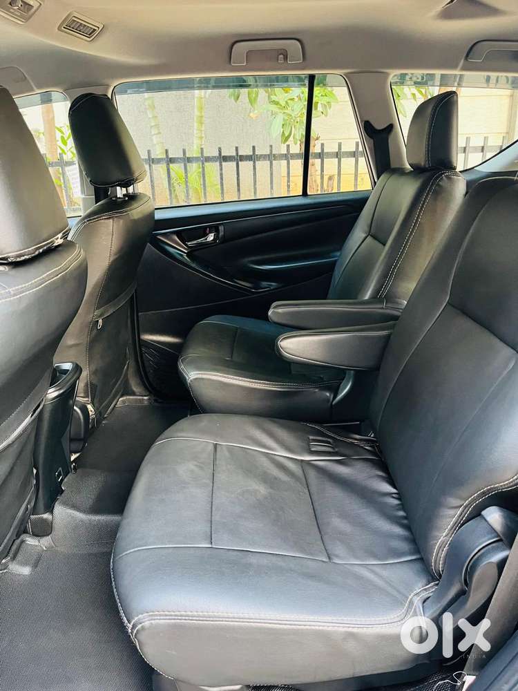 Toyota Innova Crysta 2.4 G Mt 7 Str, 2018, Diesel