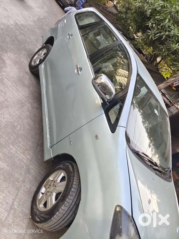 Toyota Innova 2.0 Vx 2005
