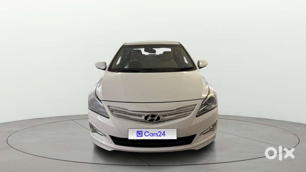 Hyundai Verna 1.6 Vtvt Sx, 2016, Petrol