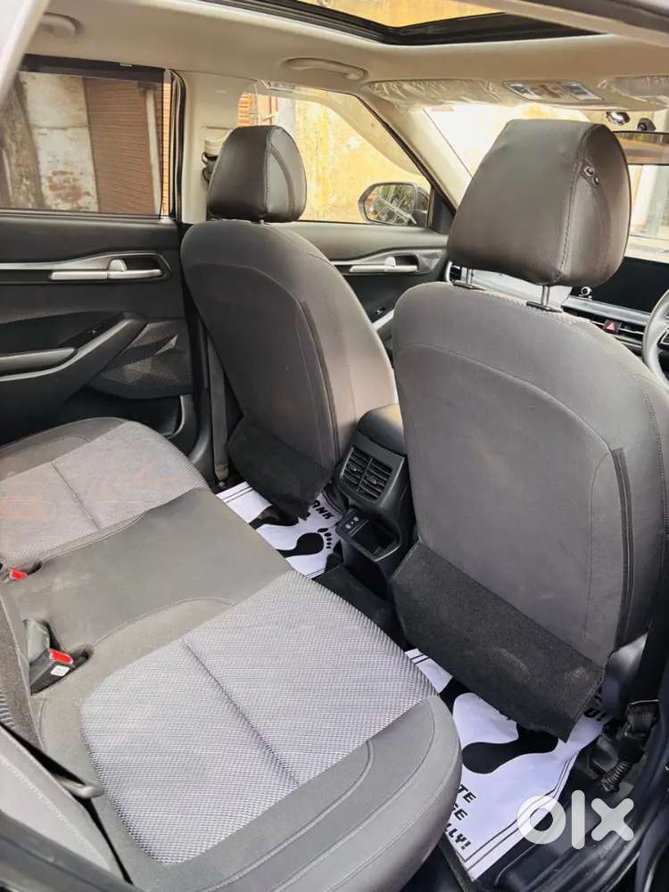 Kia Sonet Petrol Aurochs 2025 First Owner