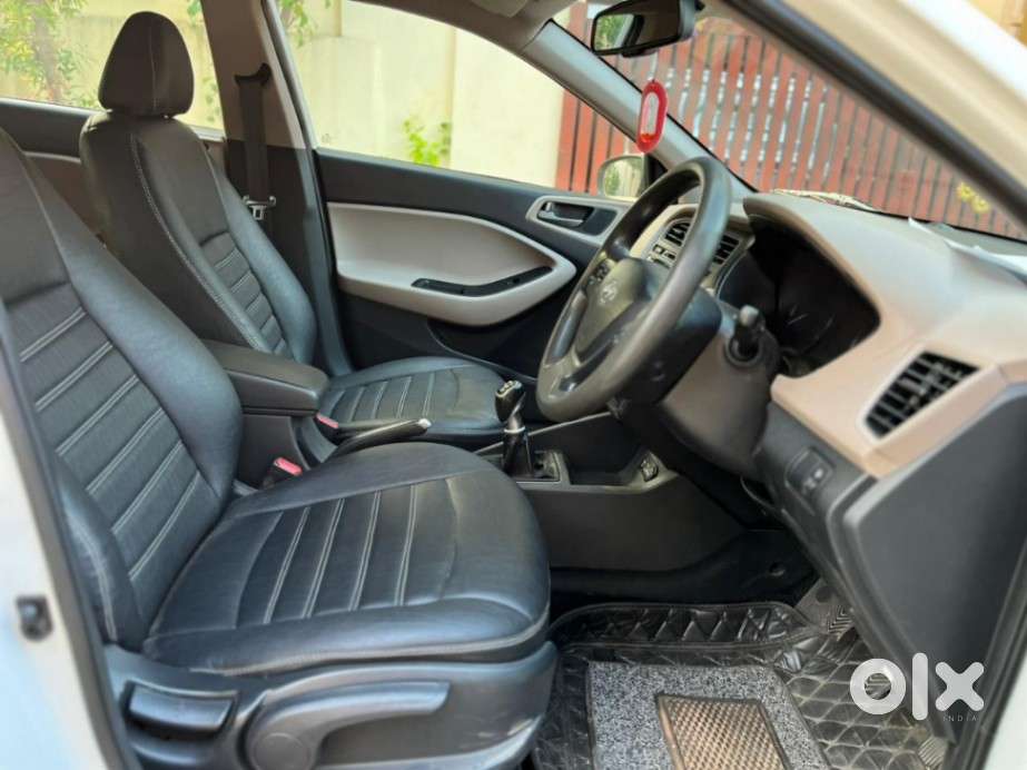 Hyundai Elite I20 1.4 Sportz (o) Crdi, 2015, Diesel