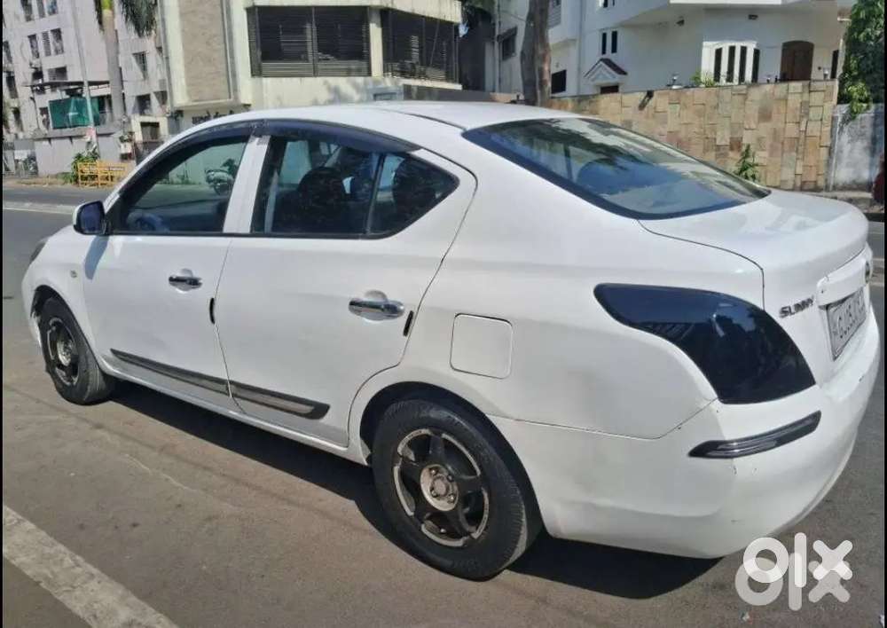 Nissan Sunny Diesel 2012