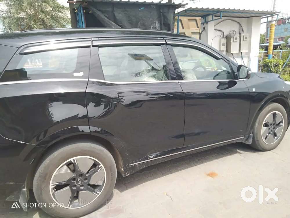 Mahindra Xev9s Electric 2026