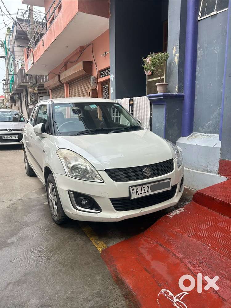 Maruti Suzuki Swift Vxi (2017)