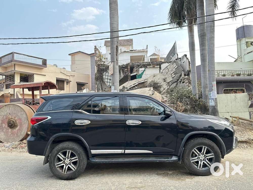 Toyota Fortuner 2020 Diesel 88000 Km Driven