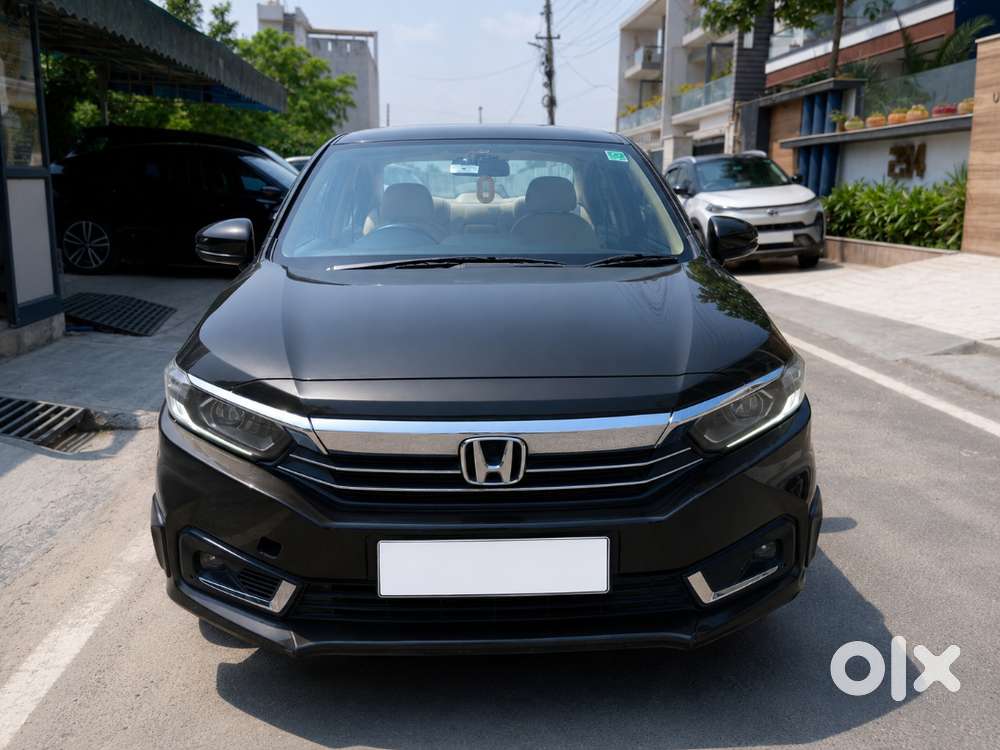 Honda Amaze Automatic Top Model — 2023 Registered  Company Service Re