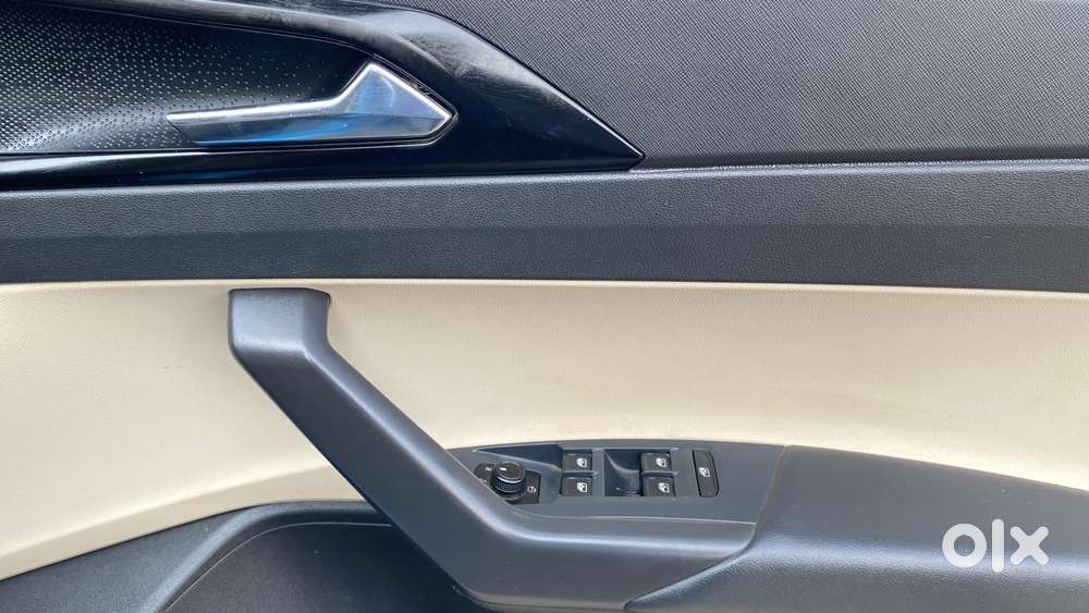 Skoda Slavia 1.0 Tsi Style At, 2022, Petrol