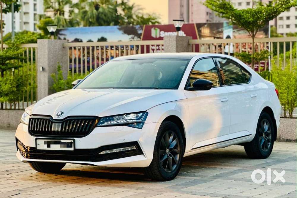 Skoda Superb 2.0 Sportline Tsi At, 2021, Petrol