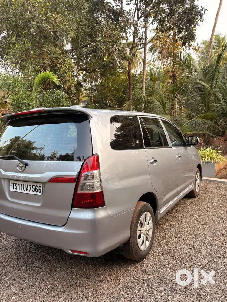 Toyota Innova 2016 Diesel Well Maintained. No Pending Workes