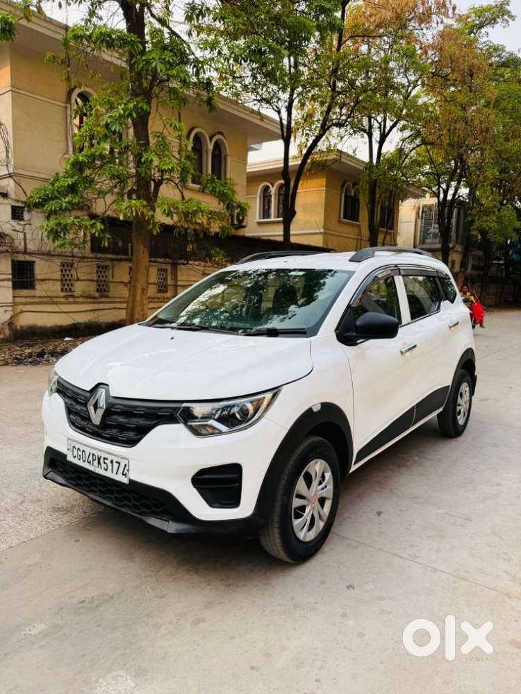 Renault Triber 1.0 Rxe, 2023, Petrol