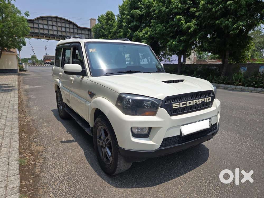 Mahindra Scorpio S6 Plus, 2015, Diesel
