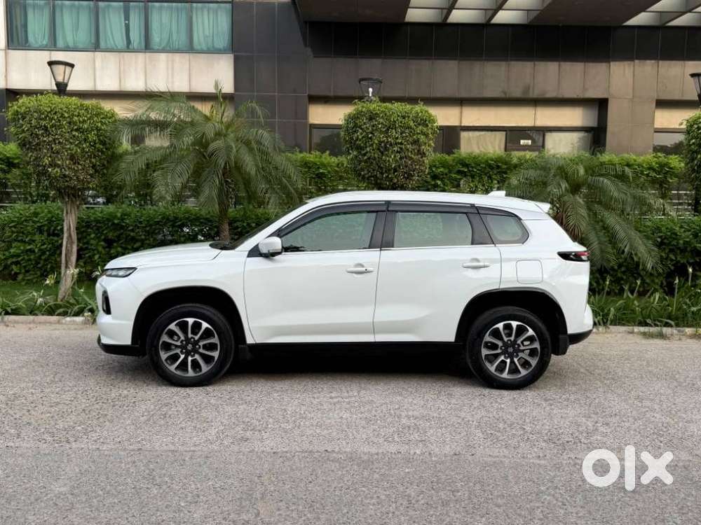 Maruti Suzuki Grand Vitara 1.5 Alpha Plus Intelligent Hybrid Ecvt, 2..