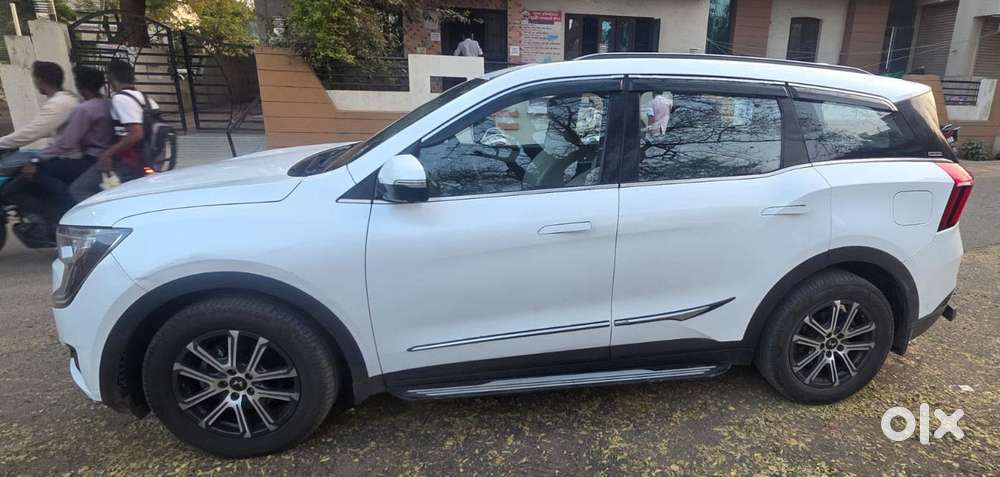 Mahindra Xuv700 2.2 Ax 7 Diesel At Luxury Pack Str, 2022, Diesel