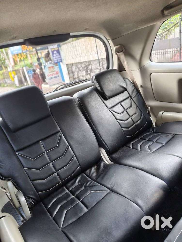 Toyota Innova 2.5 G (diesel) 8 Seater, 2012, Diesel