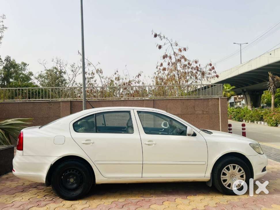 Skoda Laura Tsi Ambition At, 2012, Petrol