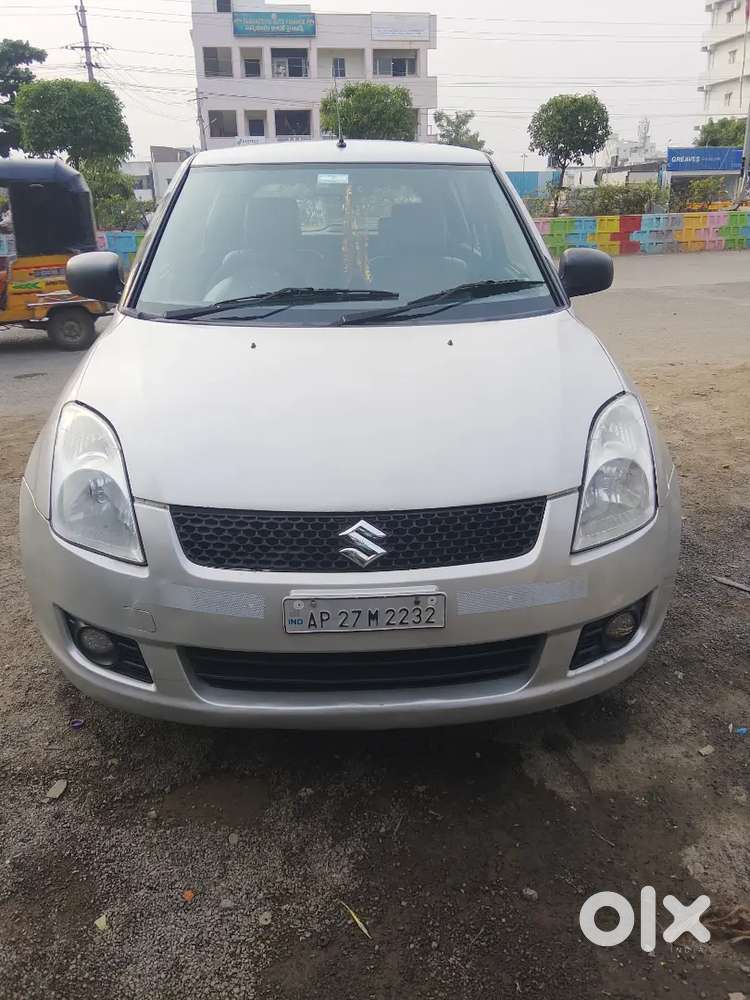 Maruti Suzuki Swift 2006 Petrol 135000 Km Driven