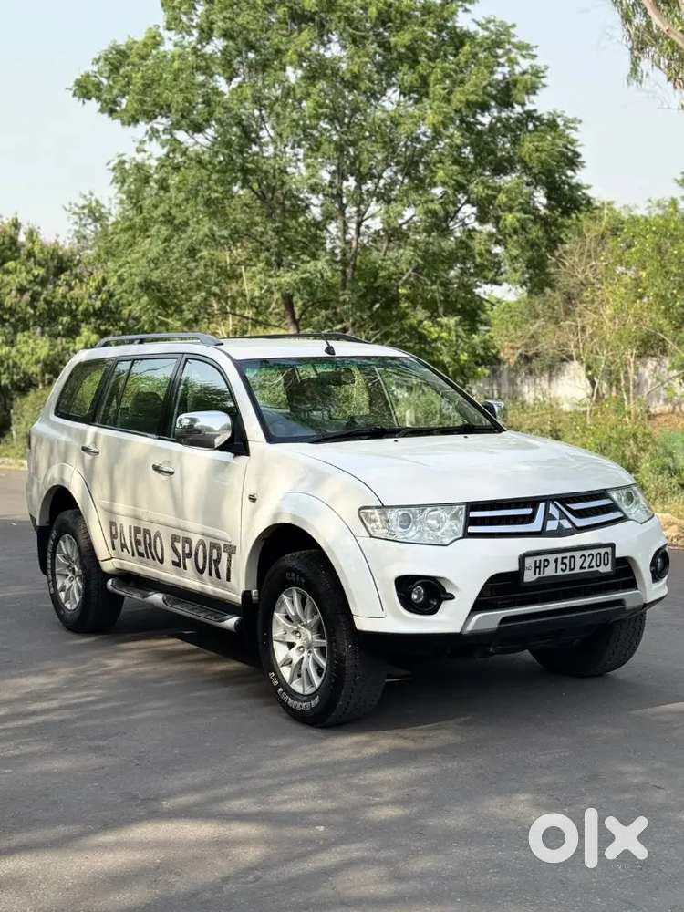 Mitsubishi Pajero Sport 2015