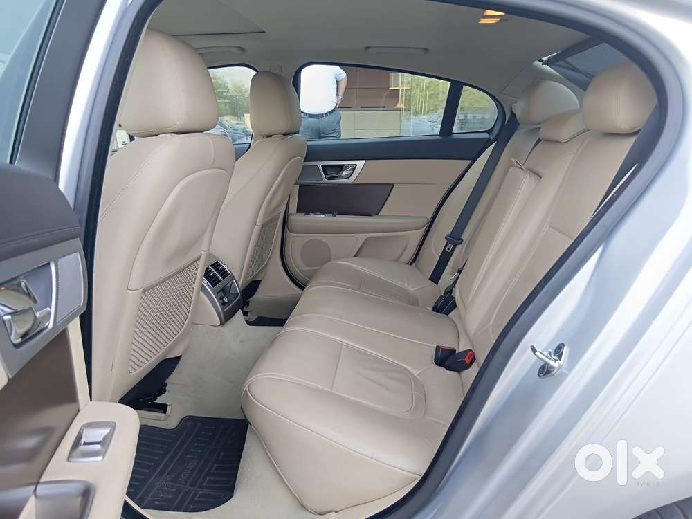 Jaguar Xf Petrol 2.0, 2015, Petrol