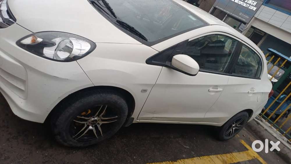 Honda Amaze Diesel 2013