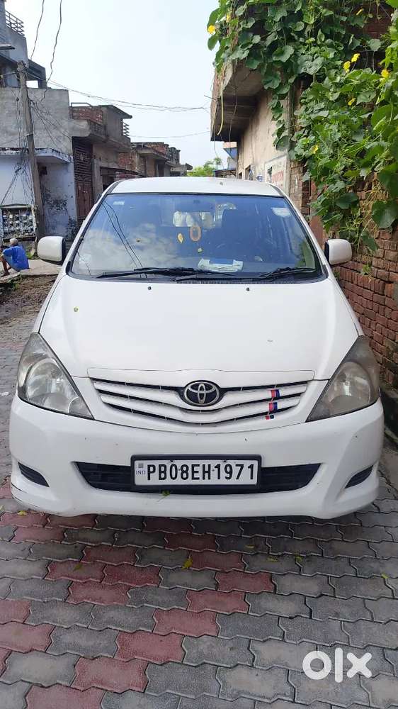 Toyota Innova 2010 Diesel 125000 Km Driven 2030 Tak Passing