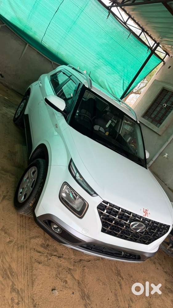 Hyundai Venue Petrol 2020