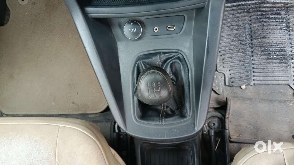 Ford Figo Aspire Titanium, 2021, Petrol